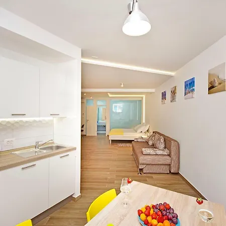 Apartment Alos Center Split