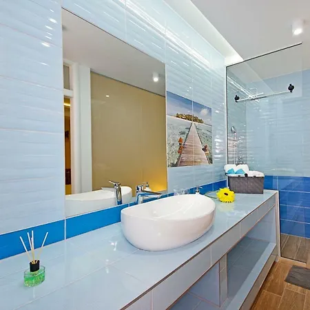 Apartment Alos Center *
