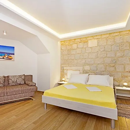 Apartment Alos Center