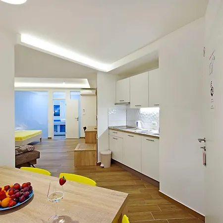 Apartment Alos Center
